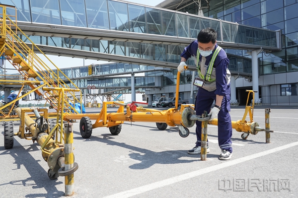濟(jì)南機(jī)場以技術(shù)創(chuàng)新推動(dòng)安全管理升級
